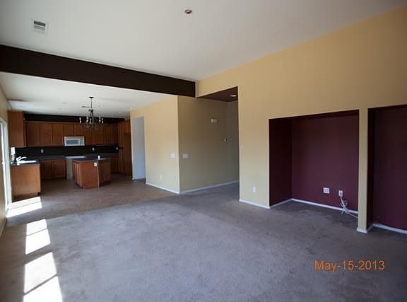 5th image of 831 Shiraz Dr