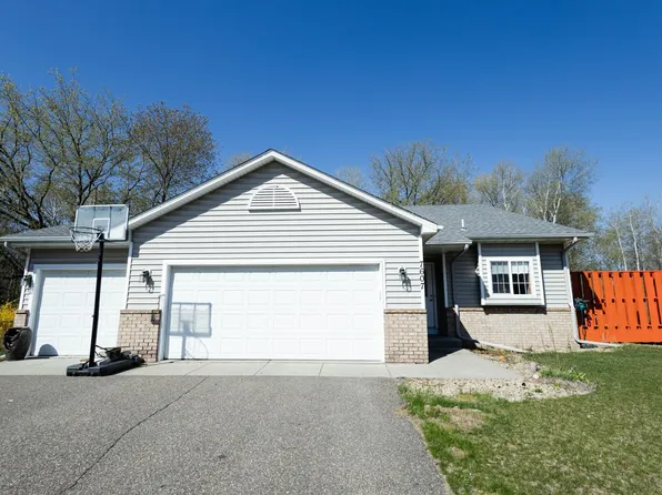 7607 Quarter Horse Ct, Lino Lakes, MN 55014