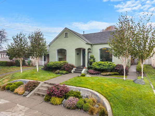 2227 E St, Eureka, CA 95501