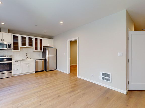 5th image of 651 Scott St #14