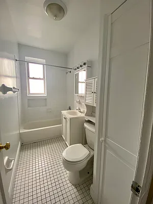 Rented by Compass | media 29