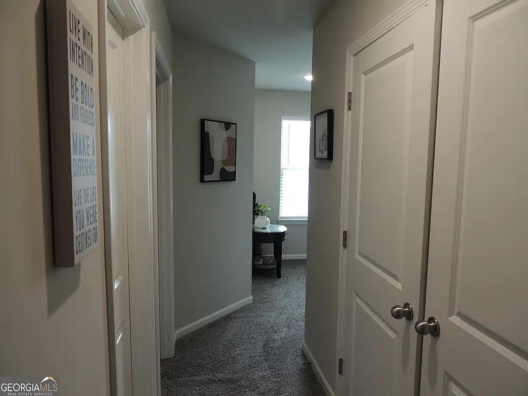 325 McGiboney Ln — Photo 23