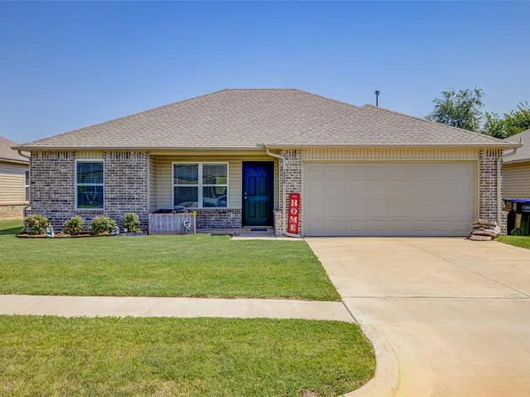 1310 Travertine Pl, Noble, OK 73068