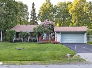 121 Pacific View Dr, Anchorage, AK 99515