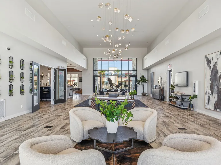 Eagle Ridge Apartment Homes — Photo 6