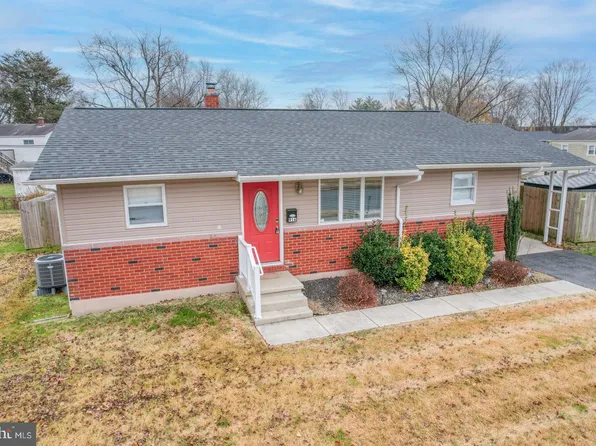 916 Buck Dr, Dover, DE 19901