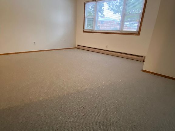 2nd image of 57 Williamsburg Sq APT B