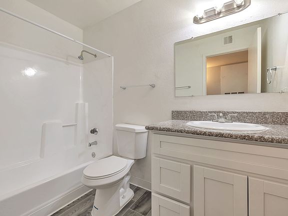 3rd image of 2216 E Eugie Ter APT 108