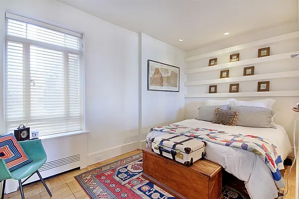 Sold by Corcoran | media 6