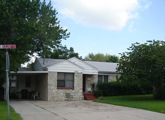 1st image of 4501 SE 20th St