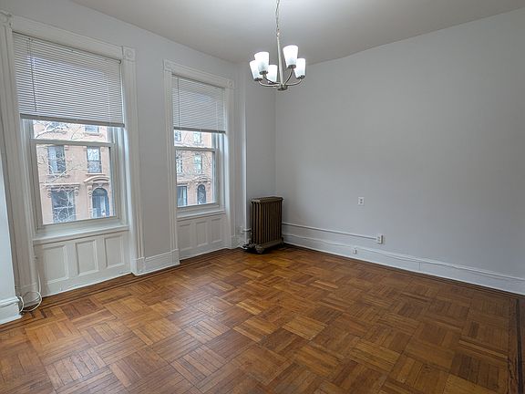 3rd image of 227 President St Unit 3