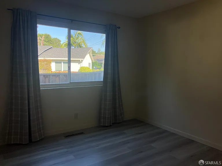 1716 Marshall Ct #B — Photo 7