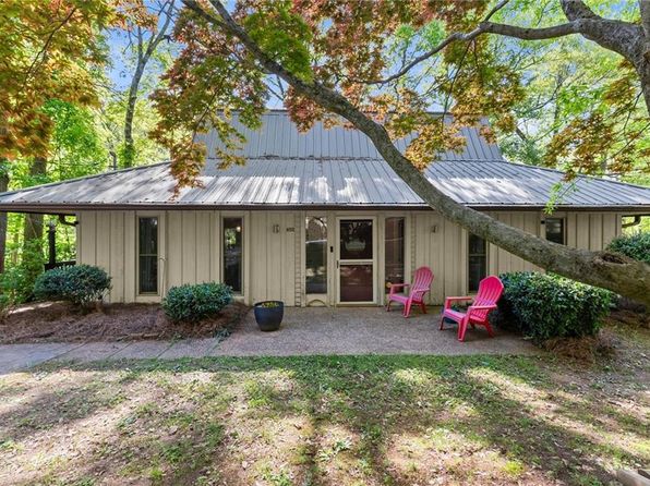 652 Wilshire Pl, Gainesville, GA 30501