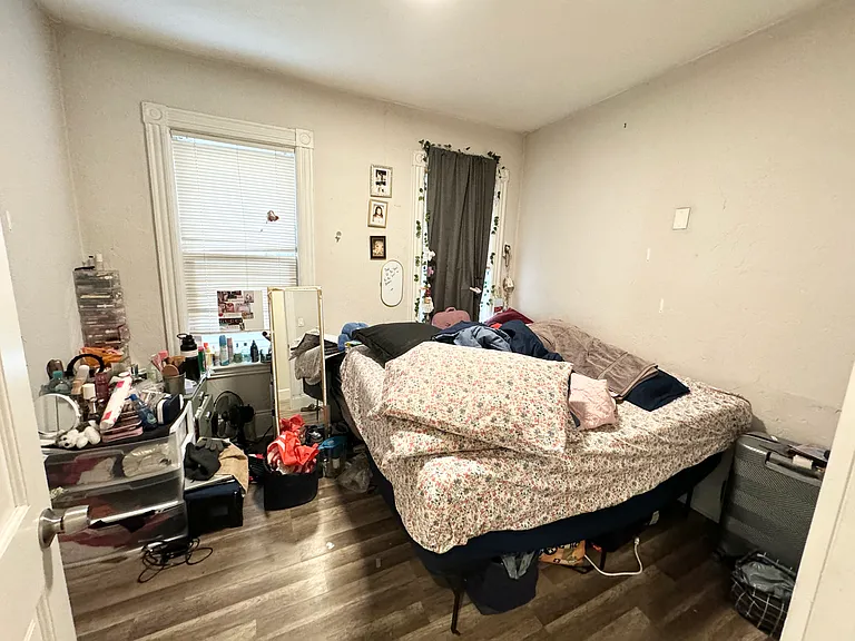 45 Crescent Ave #1L — Photo 4