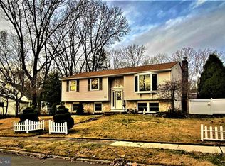 802 Saratoga Ter, Turnersville, NJ 08012