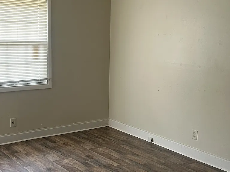523 Cleveland St — Photo 7
