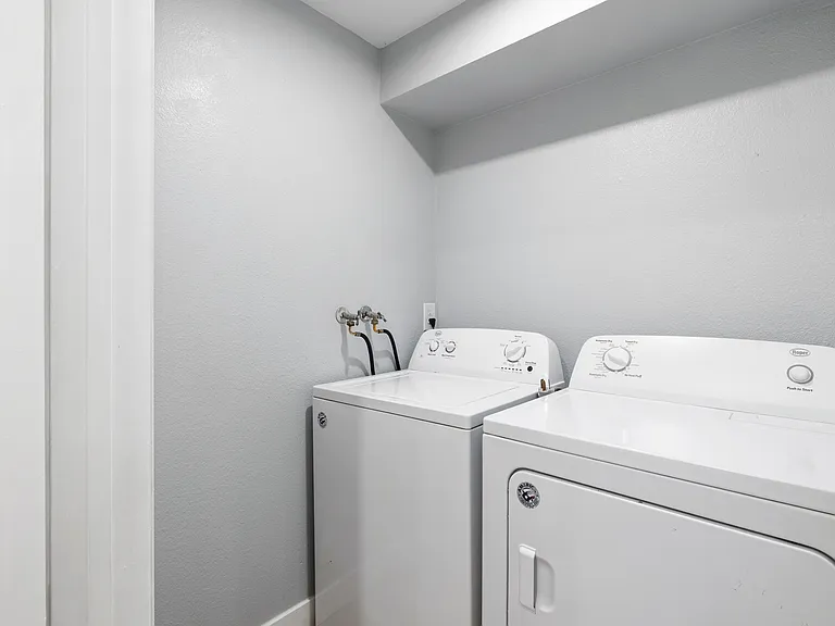 3408 I St NE #L103 — Photo 9