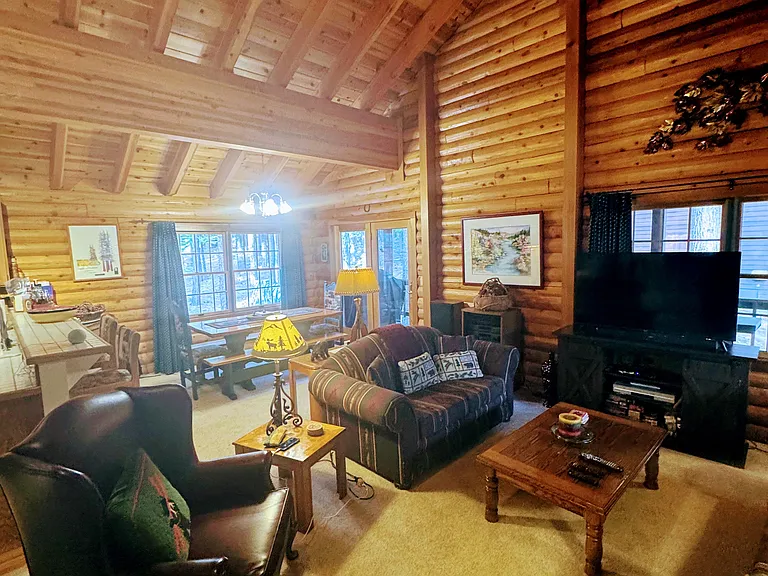 13272 Roundhill Dr — Photo 3