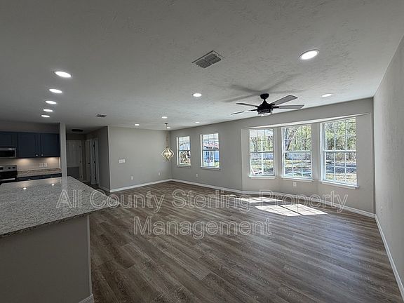 2nd image of 11880 49th Rd