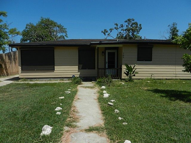 1st image of 705 Lansdown Dr
