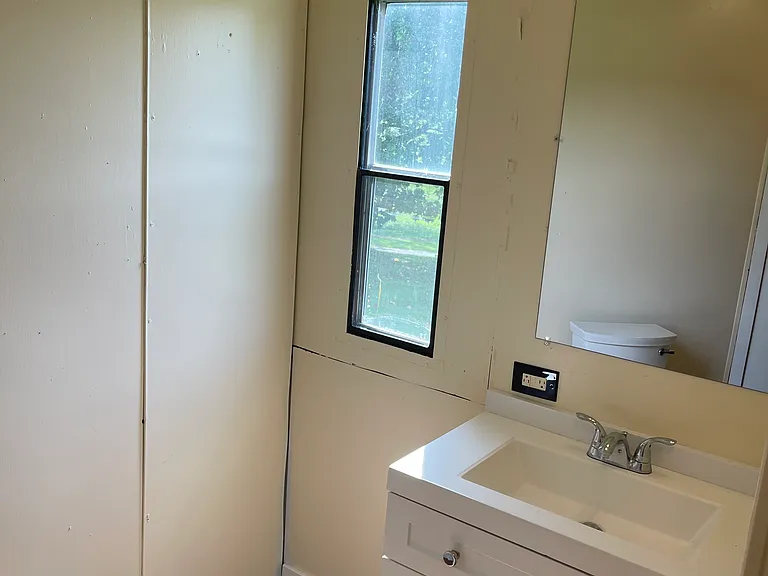 2814 Parkview Ct — Photo 6