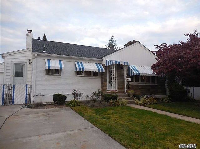 2nd image of 183 Margaret Dr