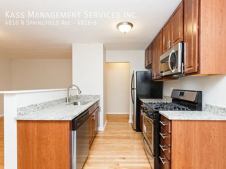 4816 N Springfield Ave #6 — Photo 2