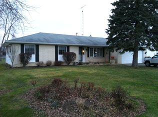 1516 Bradner Rd, Northwood, OH 43619