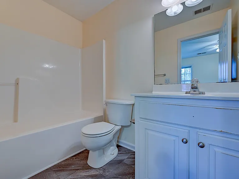 36 Magnolia Glen Ln — Photo 17