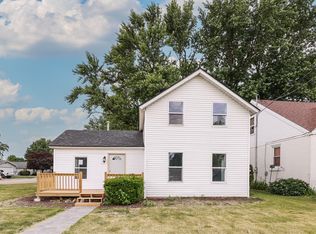 209 S Jackson St, Gardner, IL 60424