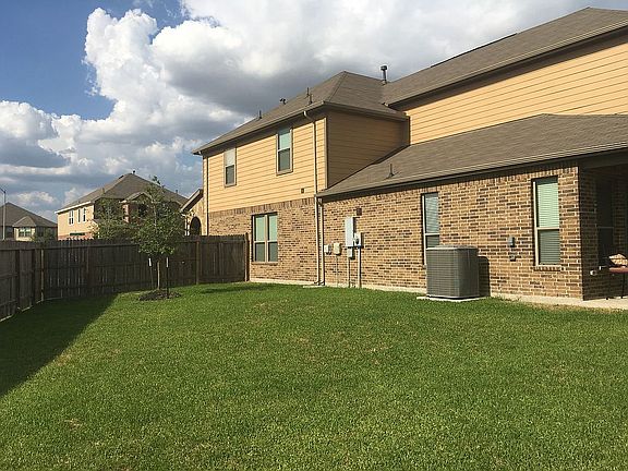 2nd image of 15227 Sunlight Bay Ct