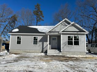 4 Hillsdale St, Sanford, ME 04073