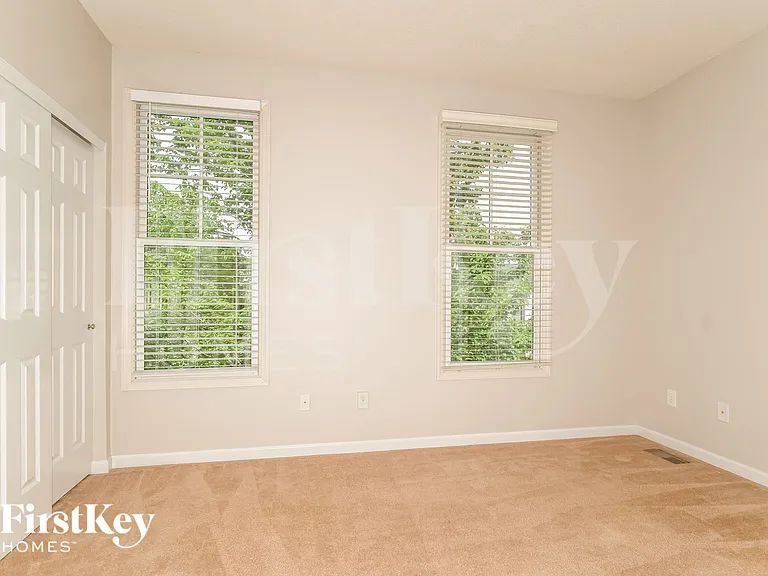3455 Hiram St — Photo 15