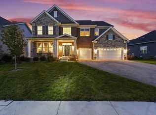 3640 Tournament Dr, Elgin, IL 60124