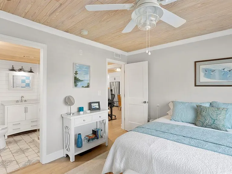 1200 N Shore Dr NE #313 — Photo 14
