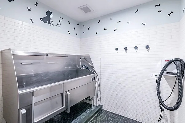 Rented by Bozzuto Management | media 22