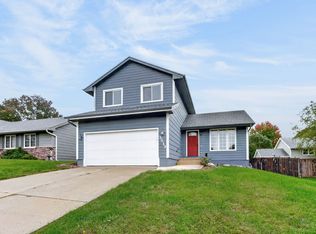3513 E 43rd St, Des Moines, IA 50317
