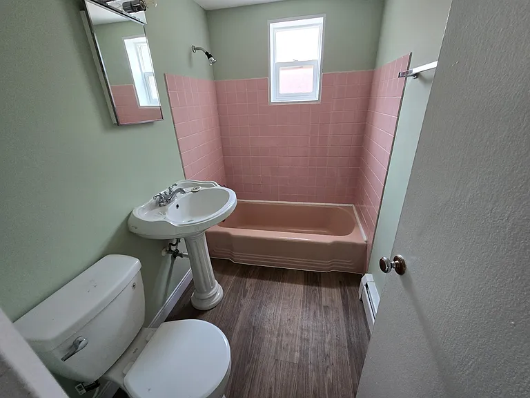 338 W Saint Charles Rd #1 — Photo 4