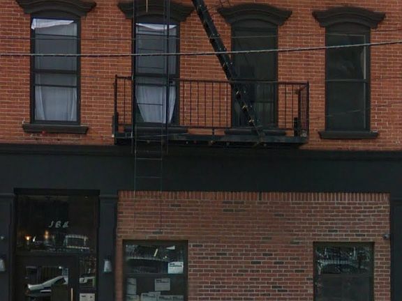 5th image of 164 Throop Ave APT 1B
