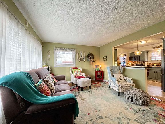 4th image of 1666 Dalehaven Dr