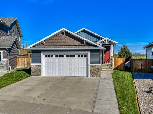 130 W Drake Landing Gdns, Okotoks, AB T1S 0P9