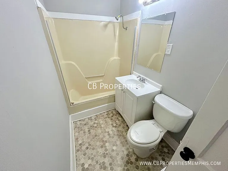 3585 Mayfair Ave — Photo 8