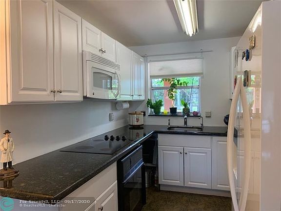 5th image of 2850 Sunrise Lakes Dr W APT 107