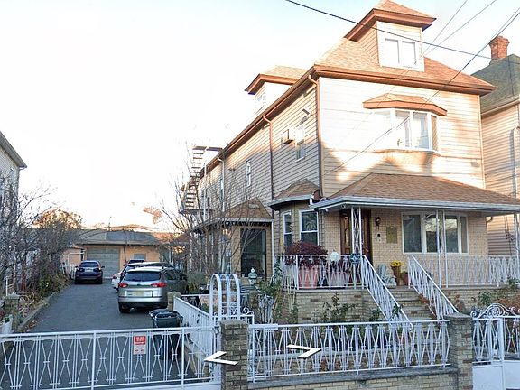 2nd image of 622-624 Jackson Ave #1