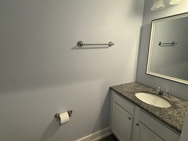 3701 W Carmen St #6 — Photo 9