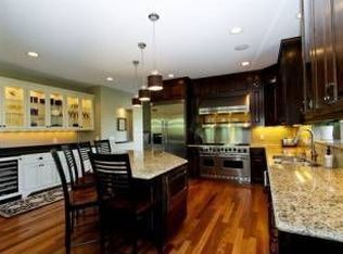 766 Bridgewater Dr, Orono, MN 55356
