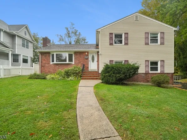 2 Pine St, Cranford Twp., NJ 07016