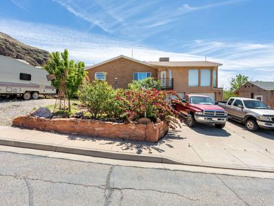 121 N 100 E, La Verkin, UT, 84745