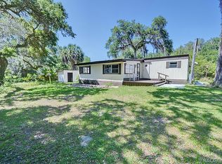 8000 E Leaf Ct, Inverness, FL 34453