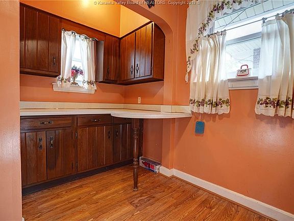 3rd image of 1214 Grant St